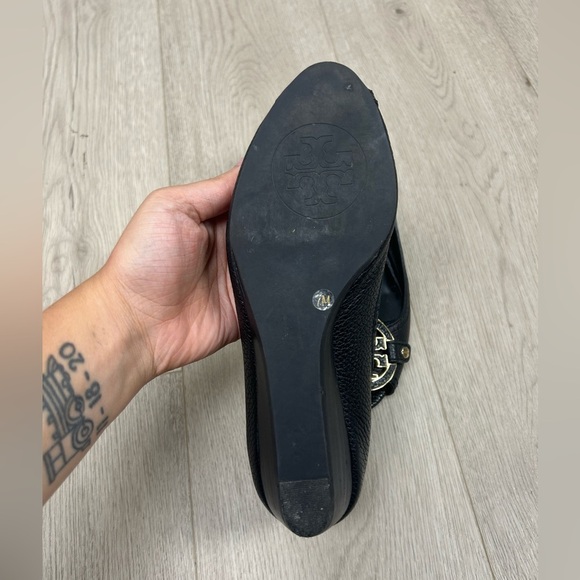 Tory Burch Black & Gold Wedged Heels - Picture 3 of 4